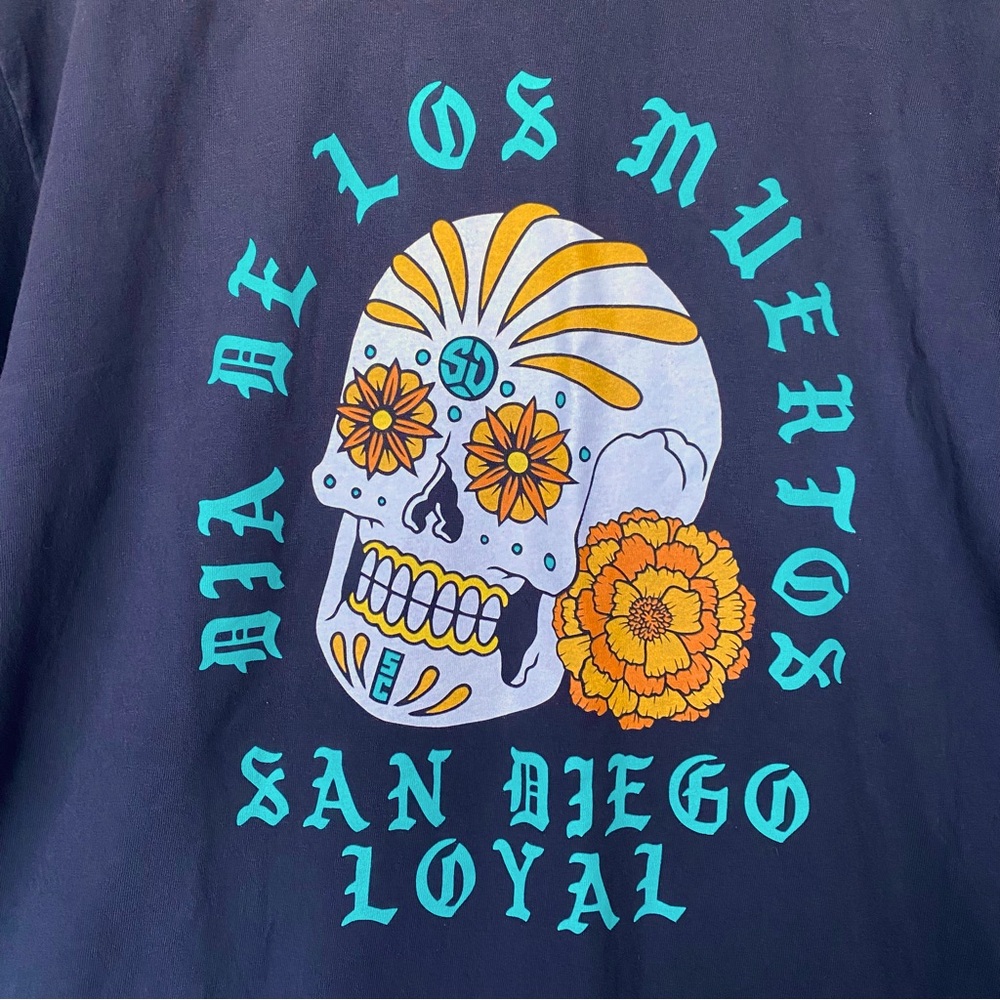 SD Loyals Soccer Team - Day Of The Dead T-shirt Skull Marigold - Size XL - C41
